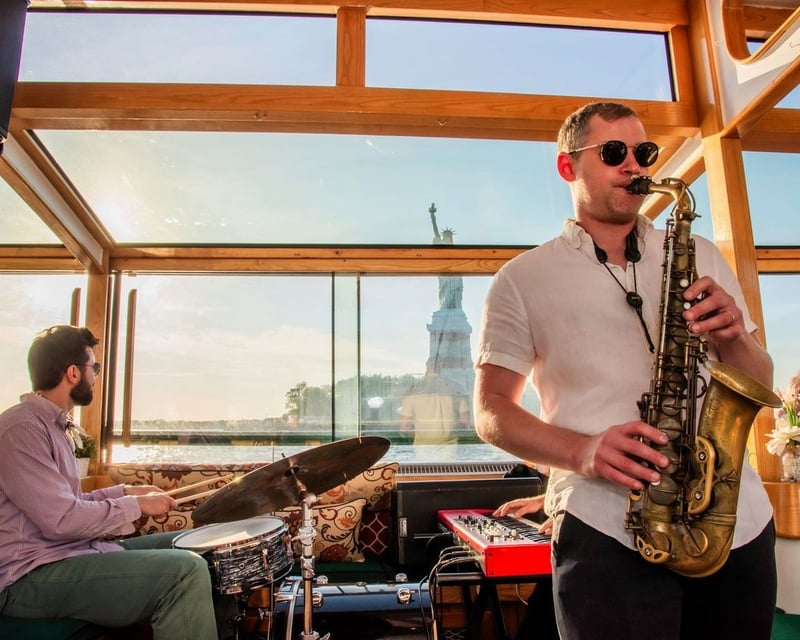 Evening Jazz Cruise in New York City