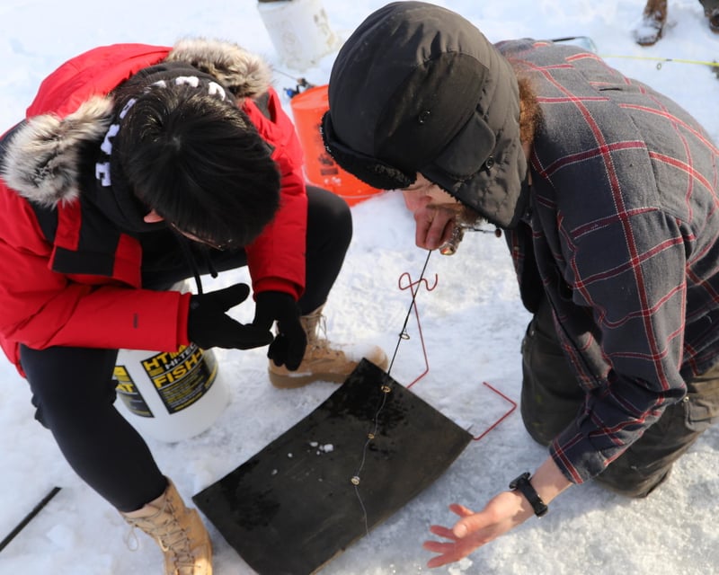 3-Hour Ice Fishing Tour in Fairbanks