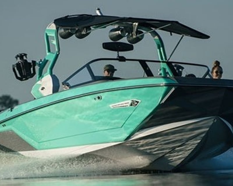 4-Hour Boat Charter in Austin