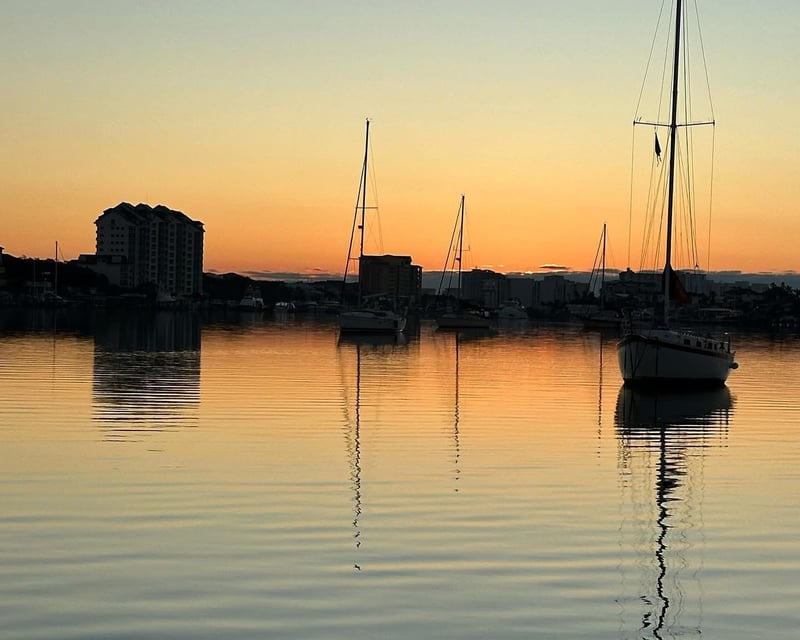 Destin Private Sunrise Cruise with Captain