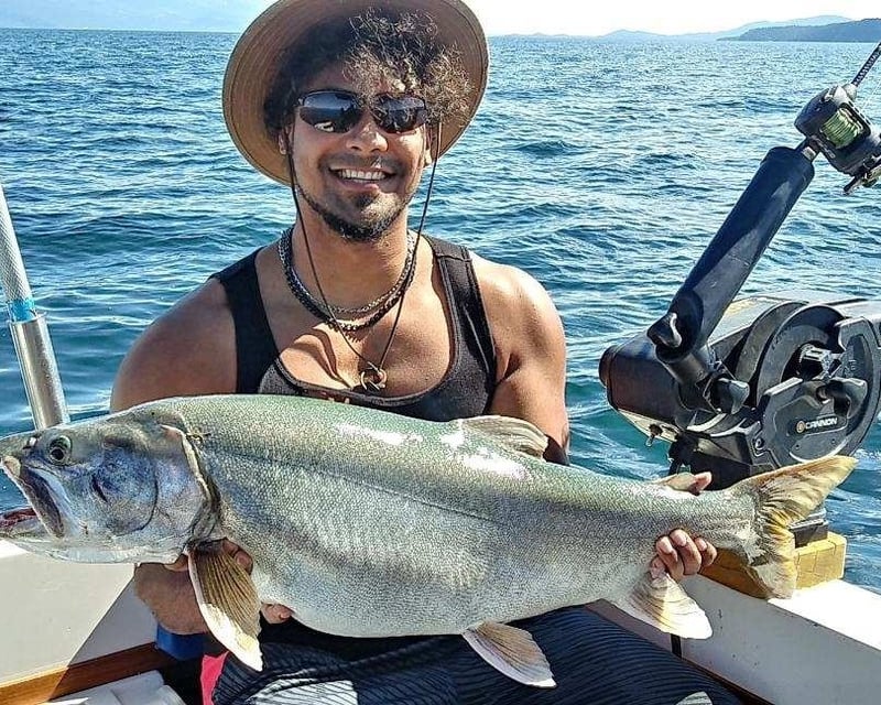Flathead Lake Morning Fishing Charter on a 22' Boat