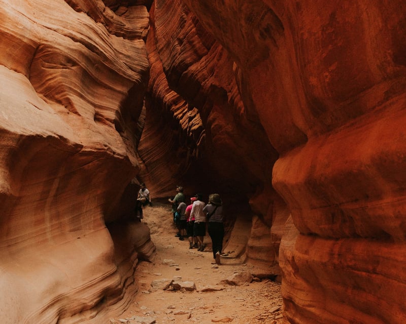 Peekaboo Slot Canyon Off-Road Tour & Hike from Kanab