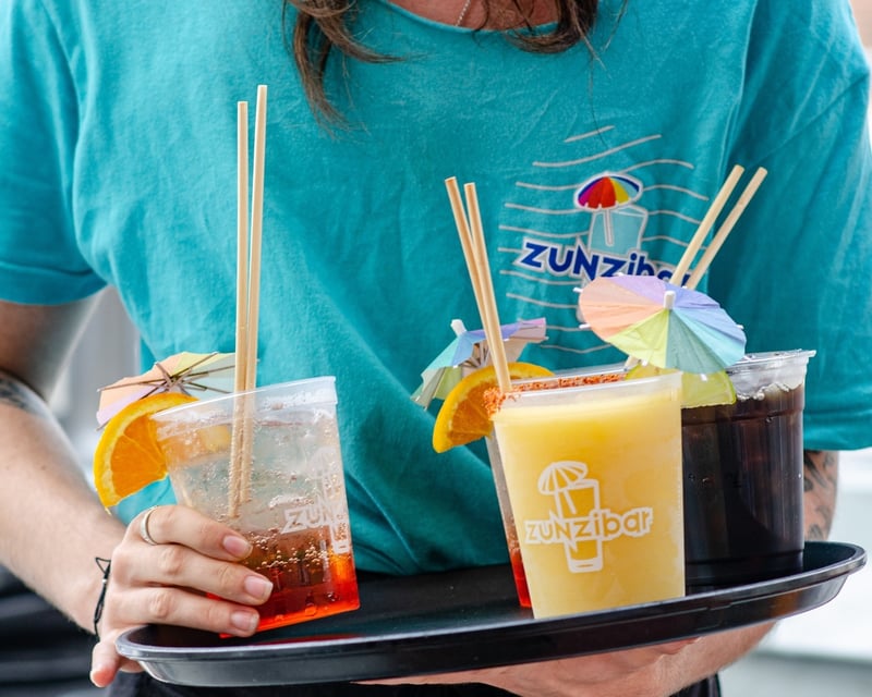 Savannah Happy Hour Walking Tour with To-Go Cocktails