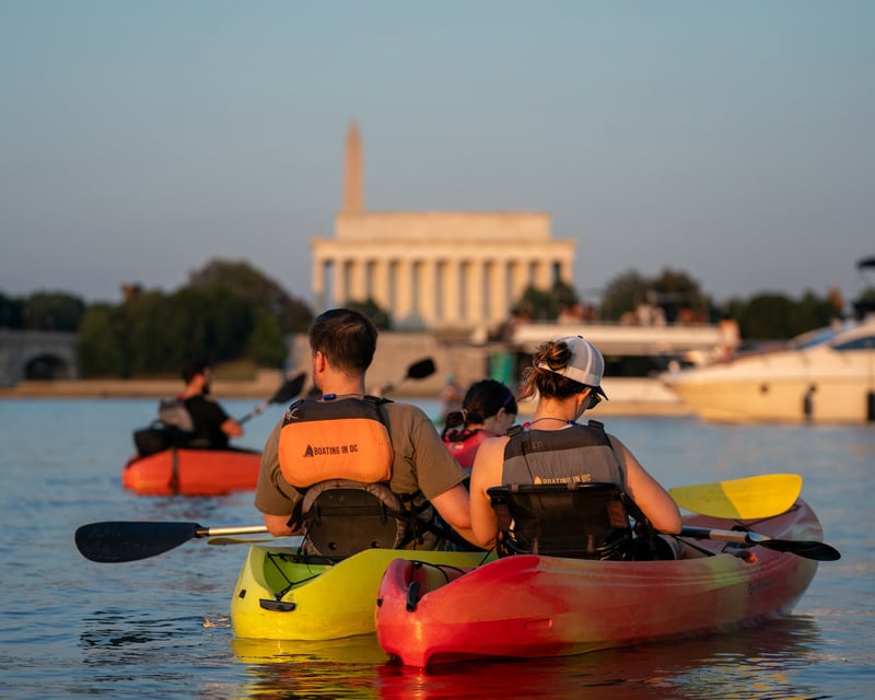 Kayak Washington, DC Monuments Happy Hour Tour