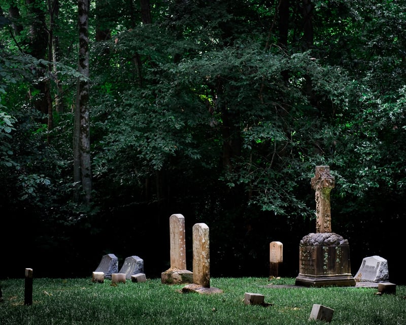 Lantern-Lit Ghost Tour of Longwood Mansion in Natchez