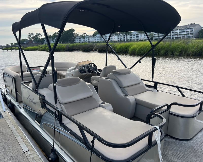 Myrtle Beach 10-Person Pontoon Boat Rental