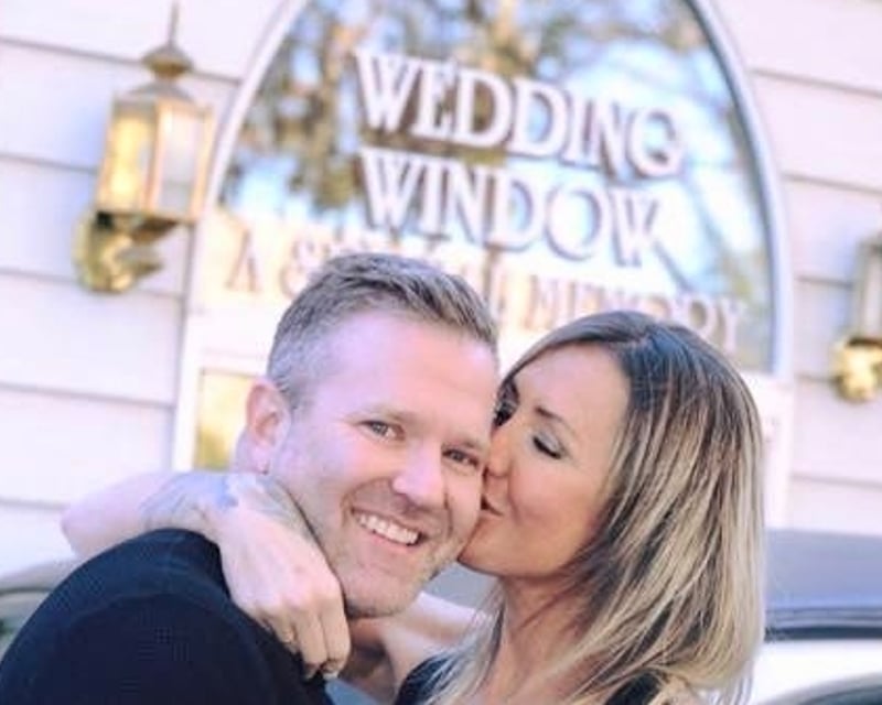 Super-Sized Drive-Thru Wedding in Las Vegas