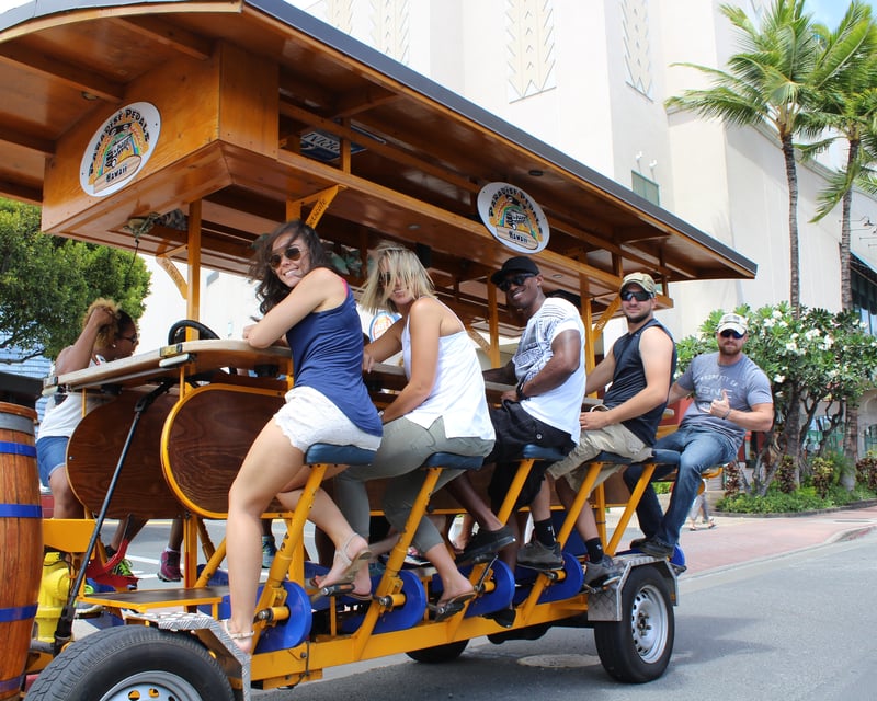 Pedal Bar Tour in Kaka'ako, Honolulu