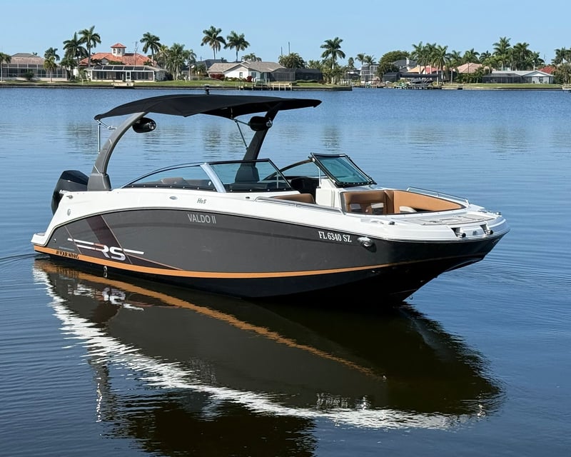 24' Boat Rental in Cape Coral