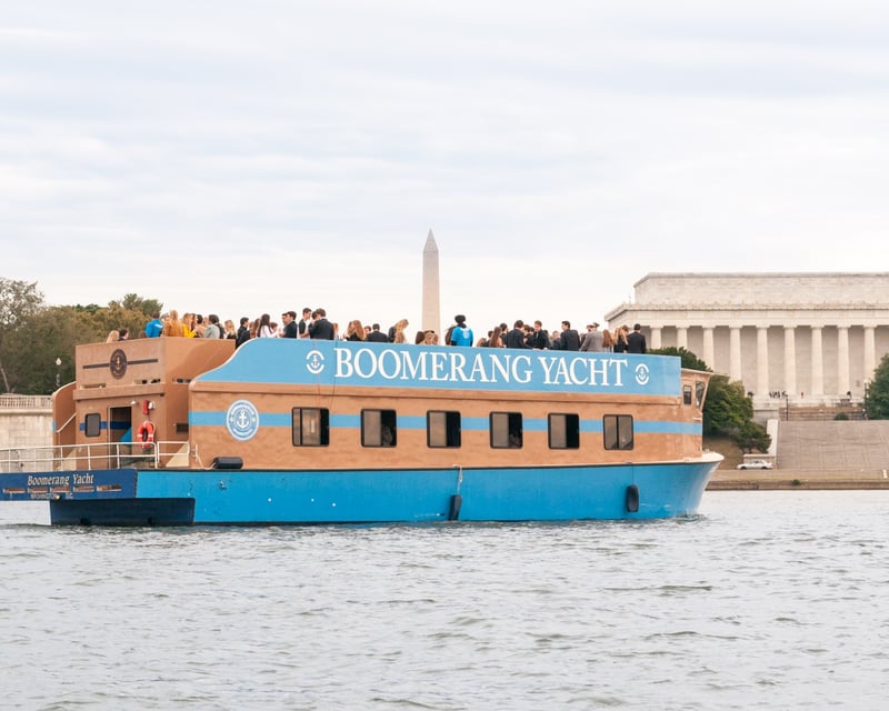 Potomac River Party Yacht Cruise in Washington DC