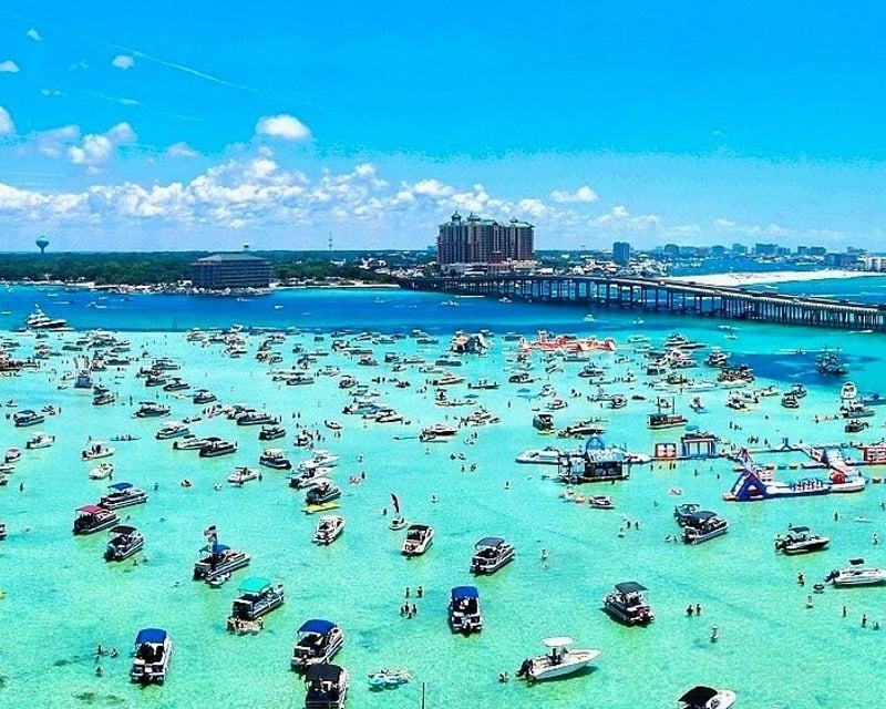 Crab Island Sandbar Pontoon Trip from Destin