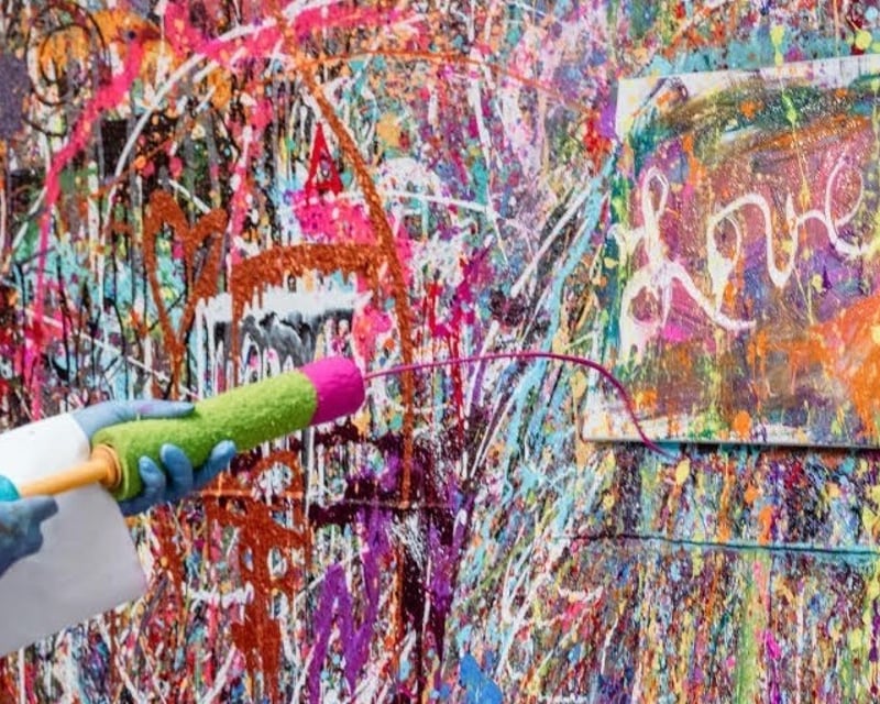 Santa Monica 1-Hour Splatter Painting Class