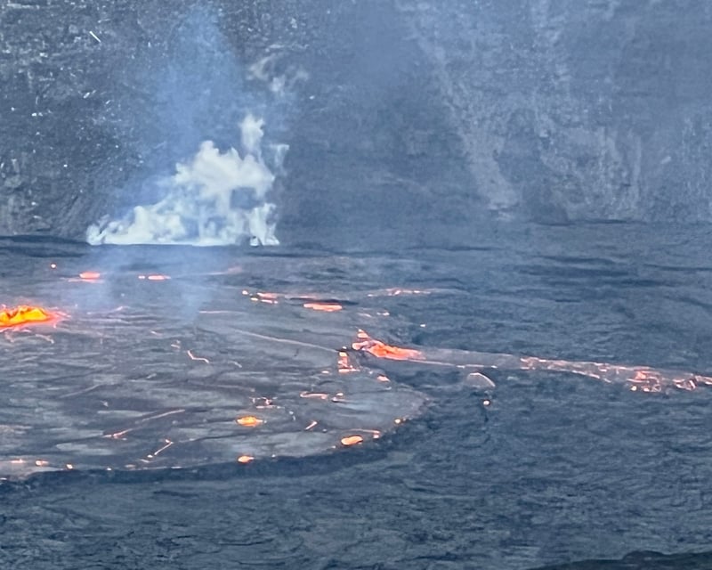 Explore Kilauea Summit-to-Shore Guided Tour From Kona