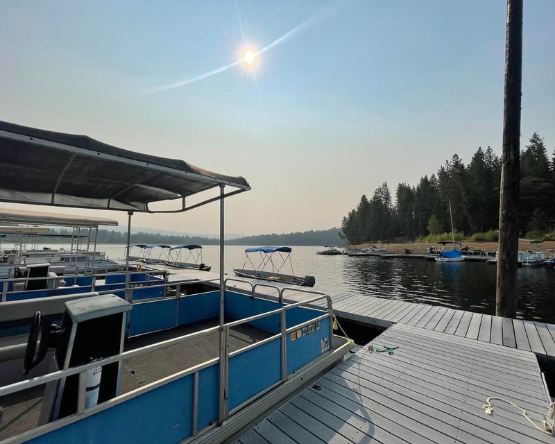 Lake Siskiyou Barge Boat Rental