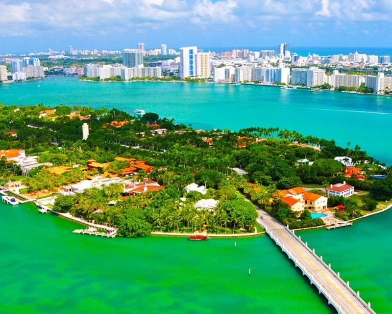 Star Island, Venetian, Monument, and Hibiscus Island Private Boat Tour