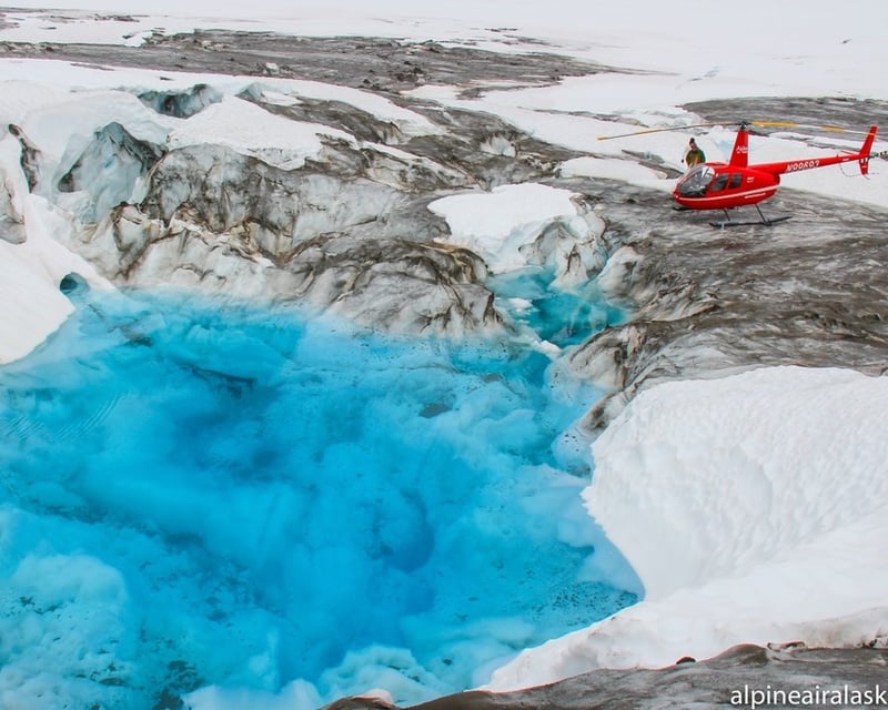 Private Helicopter Glacier Landing Tour in Girdwood