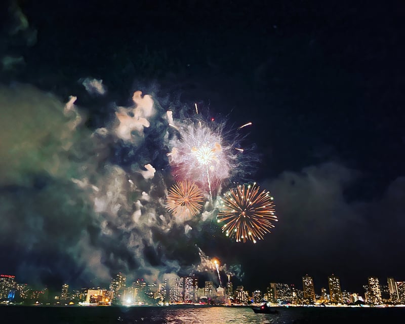 Waikiki Friday Night Fireworks Cruise