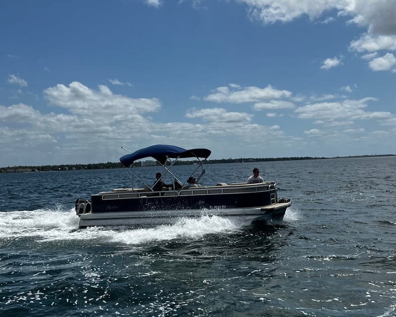 Shell Island Classic Pontoon Rental