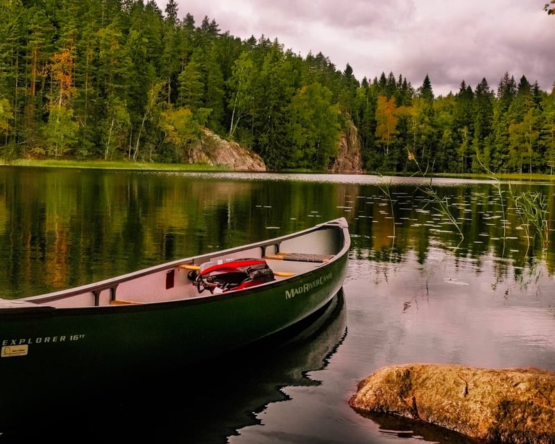 Family-Friendly Canoe Rental in Kirksville, MO