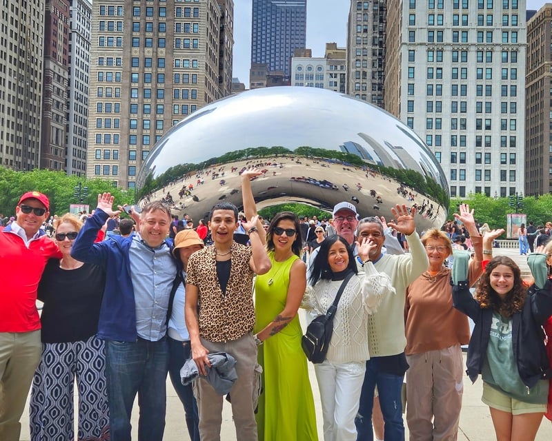 Chicago Highlights Walking Tour With Millennium Park