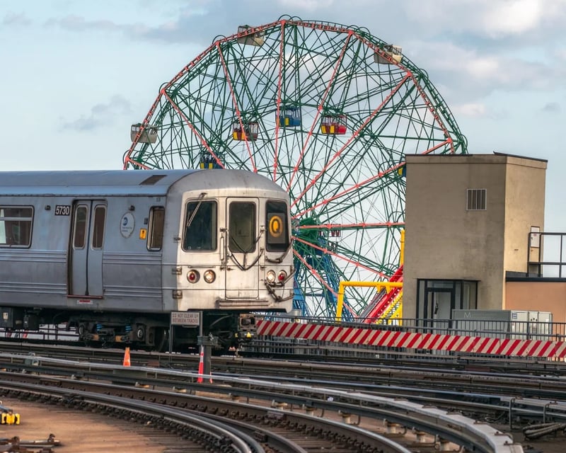 Private Brooklyn Subway Tour to Coney Island