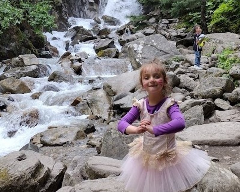 Skagway Gold Rush Cemetery & Reid Falls Tour