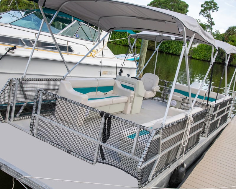 24' Pontoon Rental on Indian River Lagoon