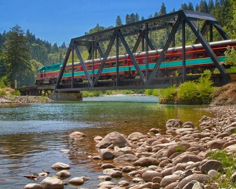 Summer Train Ride in Hood River