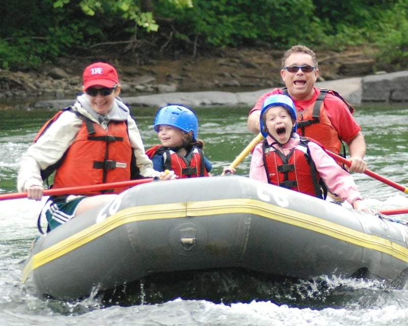 Guide-Escorted Middle Yough Rafting in Ohiopyle