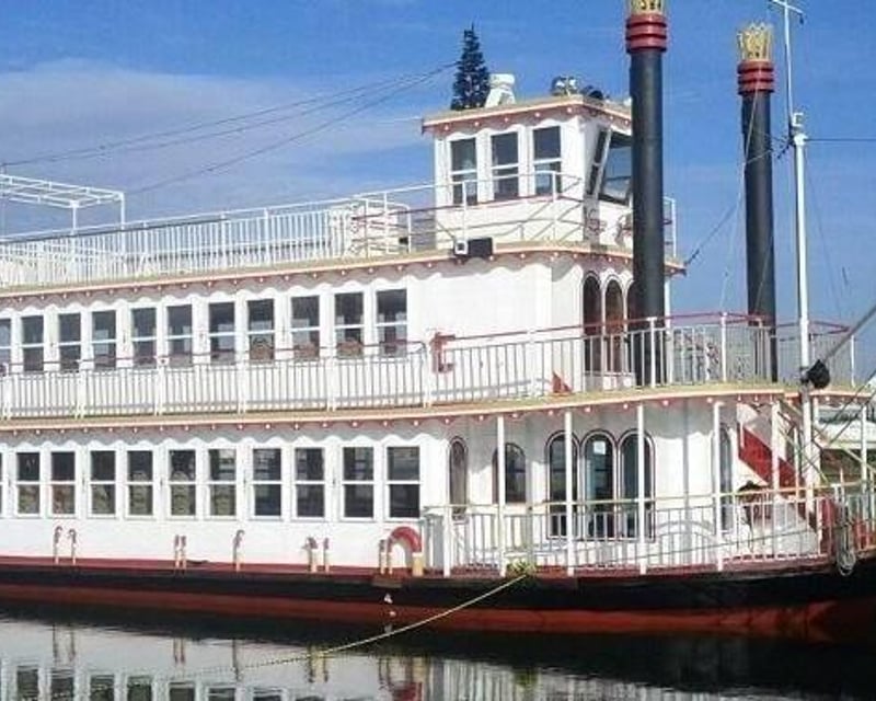 Lake Erie 1-Hour Sightseeing Cruise
