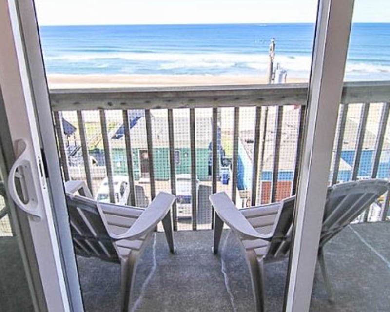 Aunt Millie's Condo Escape Room in Villas