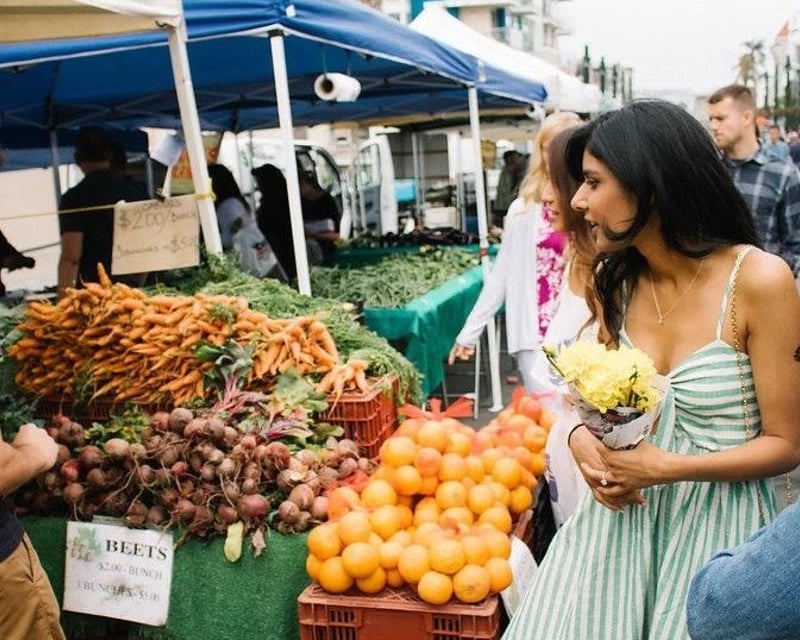 Farmers Market Tour & Italian Cooking Class in San Diego