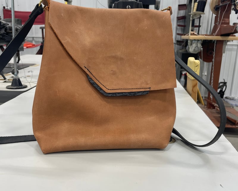 Leather Messenger Bag Making Workshop in Grand Lake