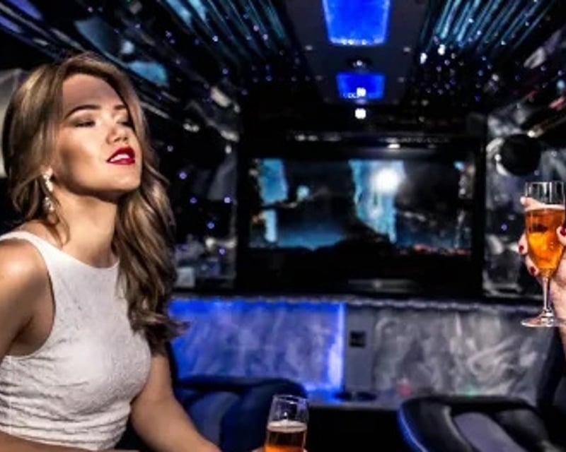 Party Bus Bar Crawl in Panama City Beach