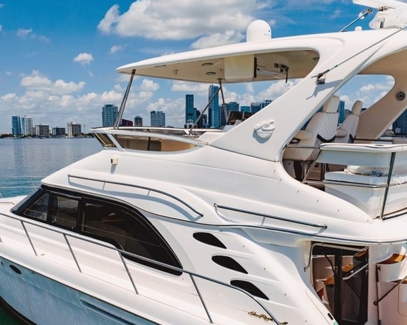 Miami Nighttime Yacht Charter