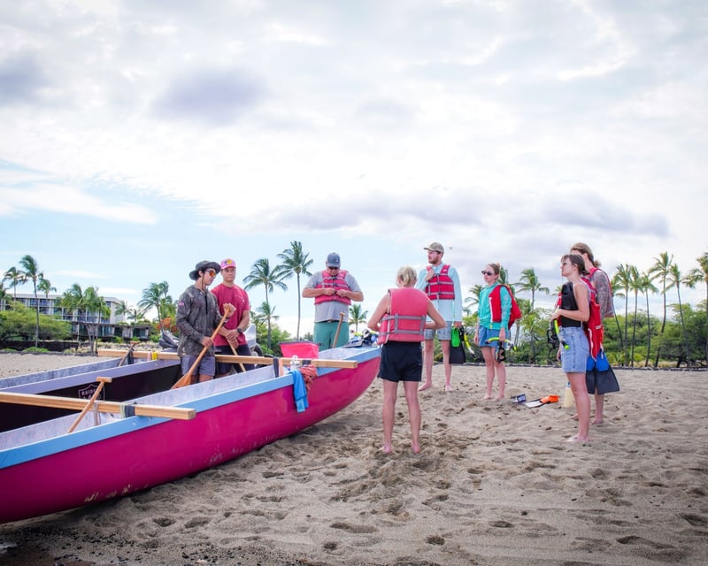 Traditional Hawaiian Canoe Tour in Waikoloa