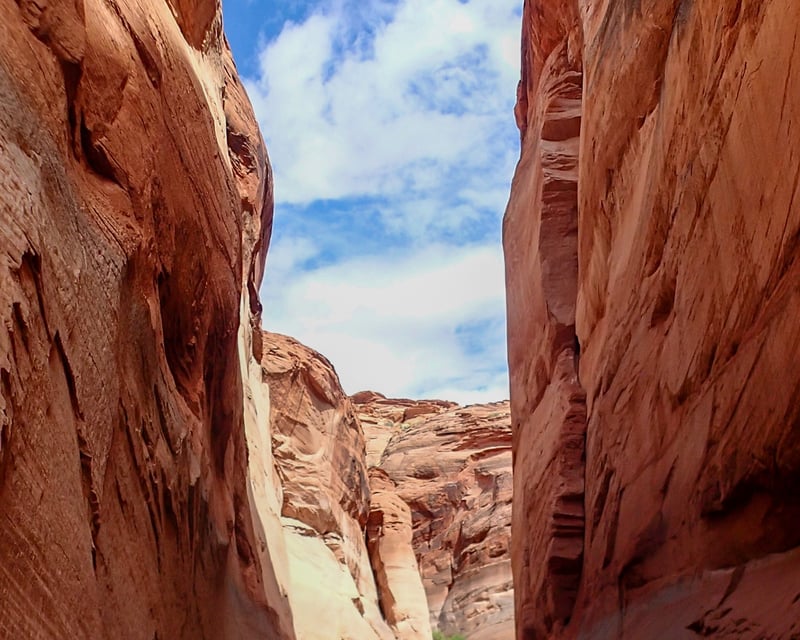Antelope Canyon Kayak & Hike Tour on Lake Powell