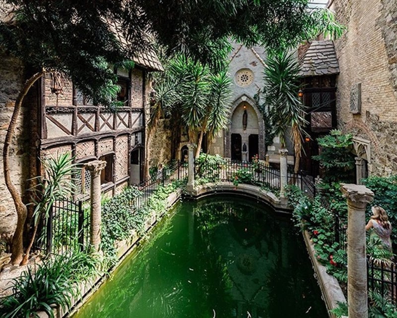 Guided Salem Witch Trials & Hammond Castle Tour