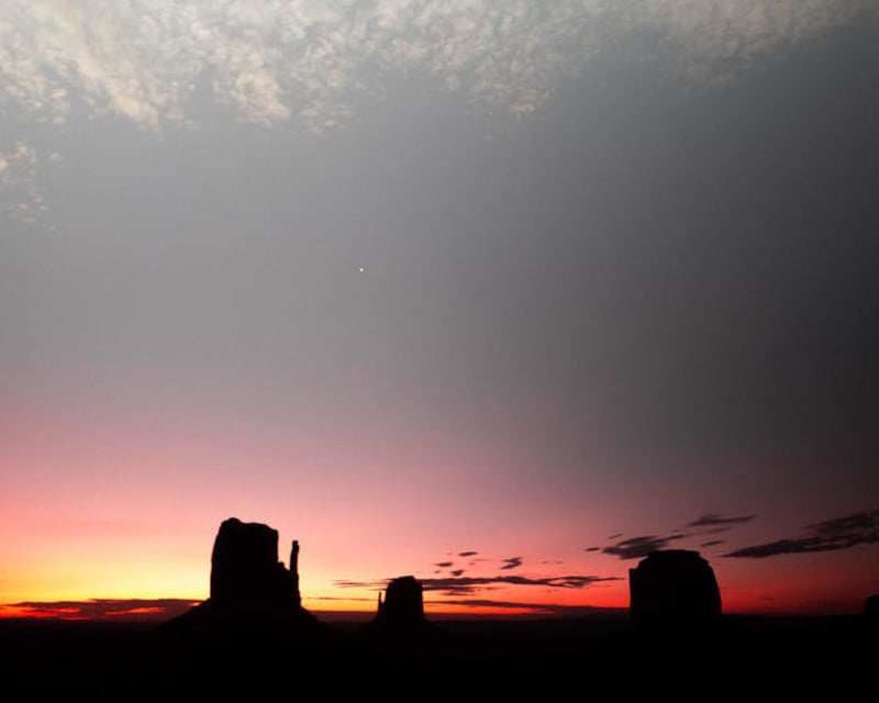 Take a 3-Hour Sunset Guided Tour in Monument Valley
