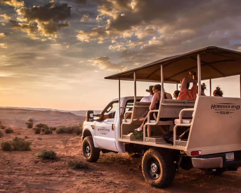 Secret Antelope Canyon & Horseshoe Bend Tour in Page