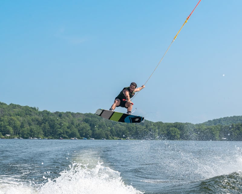 Wakesurf, Waterski & Tubing Charter on Lake Lillinonah
