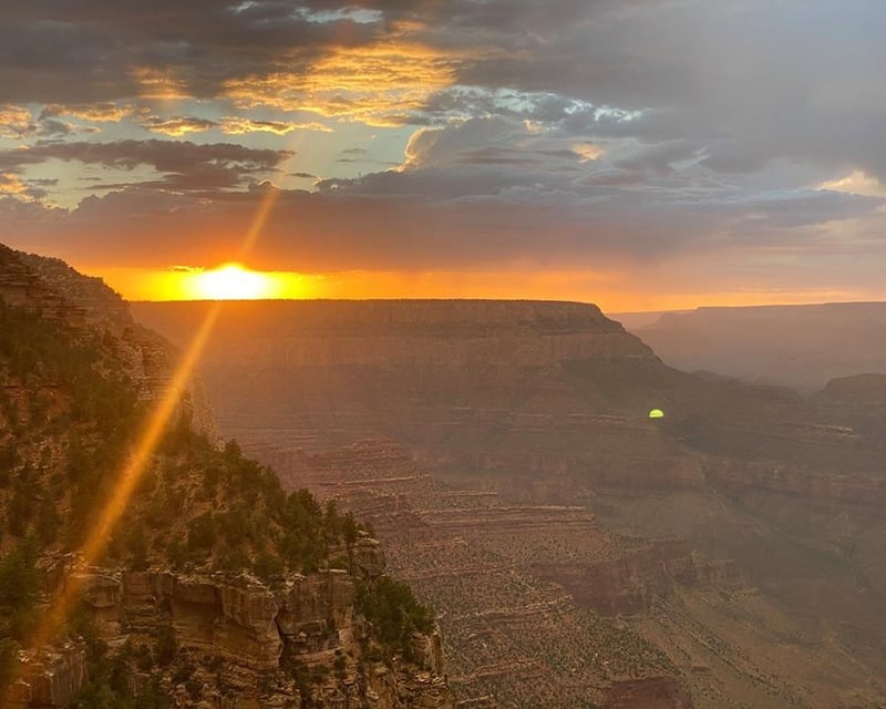 Grand Canyon South Rim Sunset Hummer & Helicopter Tour