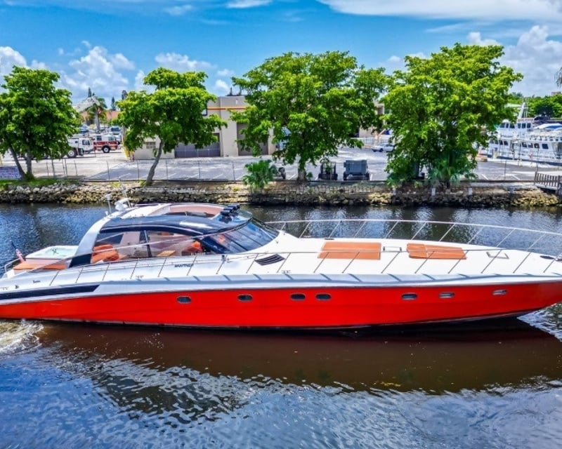 Private 85' Luxury Yacht Charter in Miami