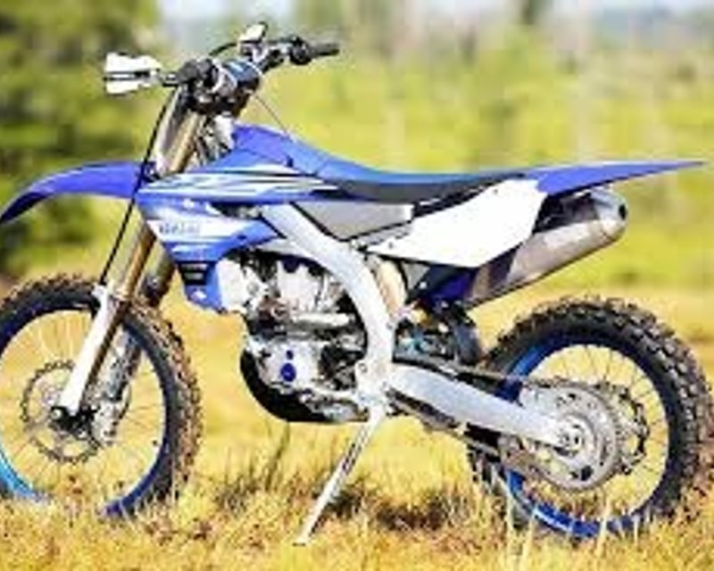 Dirt Bike Rental with Yamaha YZ 450 FX in Donnelly