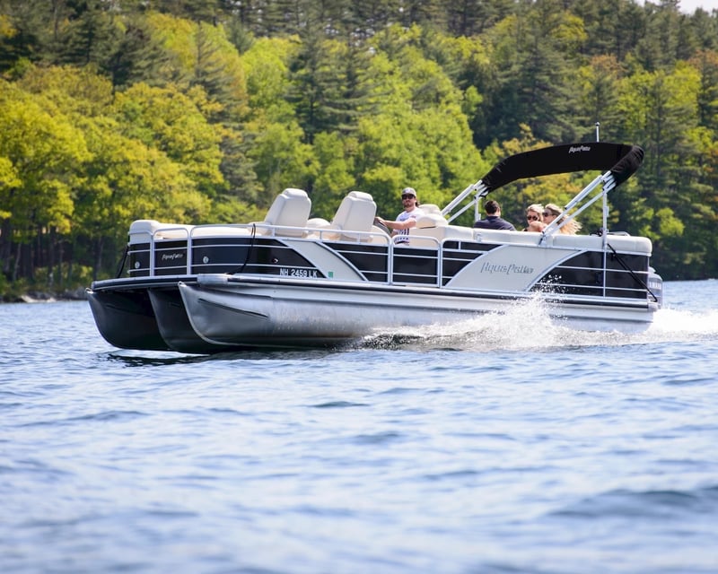 Lake Winnipesaukee Pontoon Charter