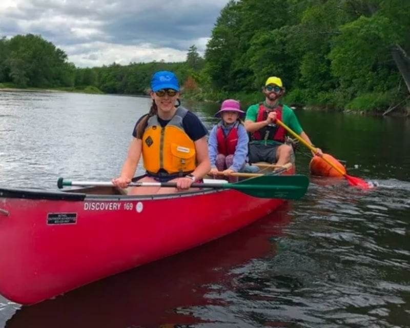 2-Hour Canoe Rental in Bethel