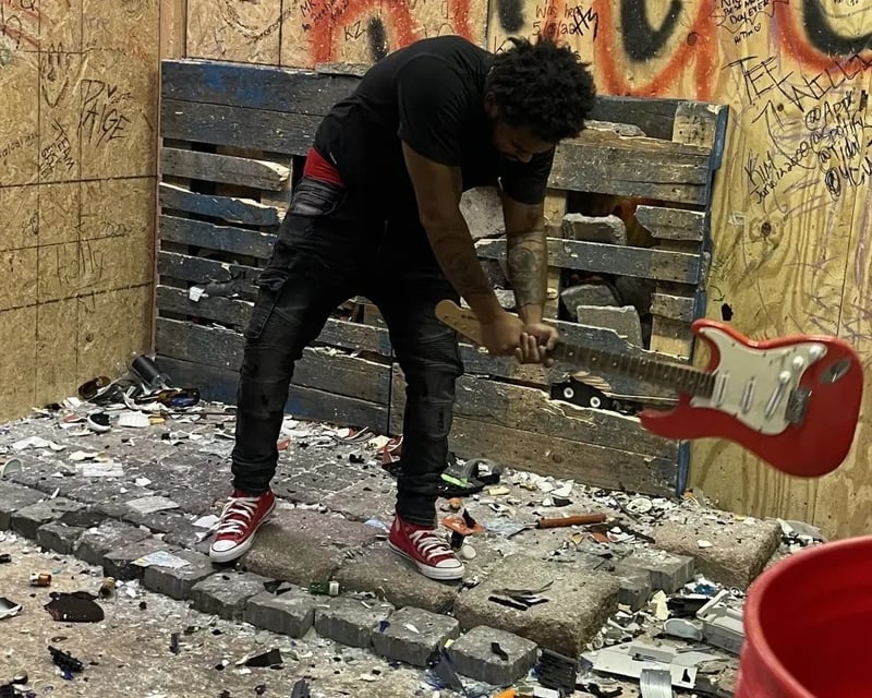 Rage Room Smash Session in Kent, Ohio