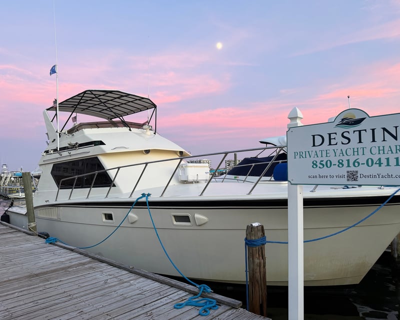 Private Afternoon 45' Hatteras Yacht Charter in Destin