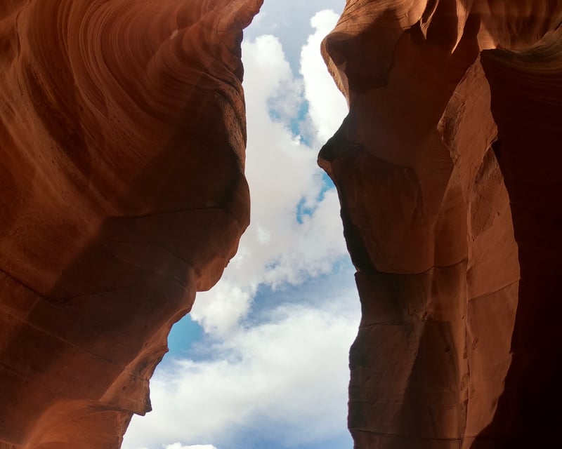 Upper Antelope Canyon Hiking Tour with Navajo Guide