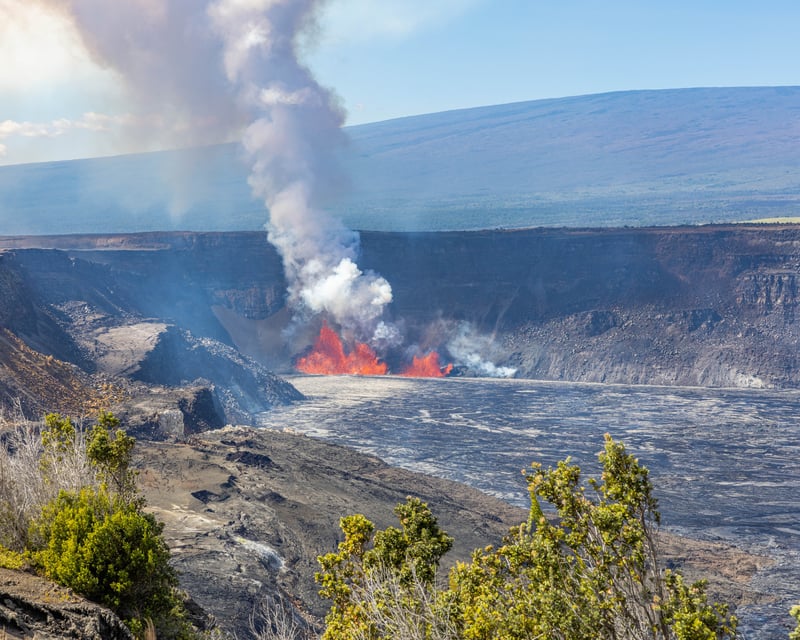 Hilo Volcanoes & Waterfalls Guided Tour